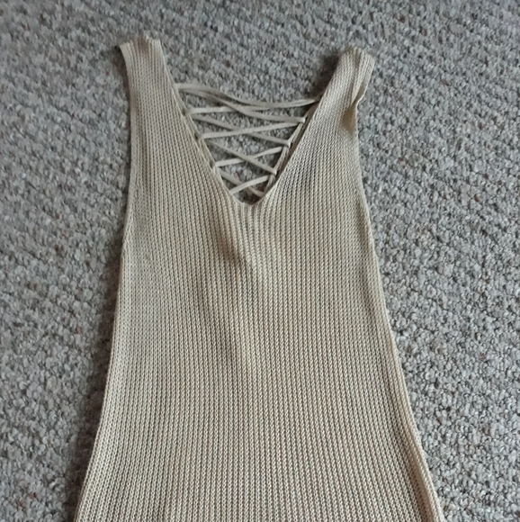 Tan tank top with tie back - Picture 2 of 5